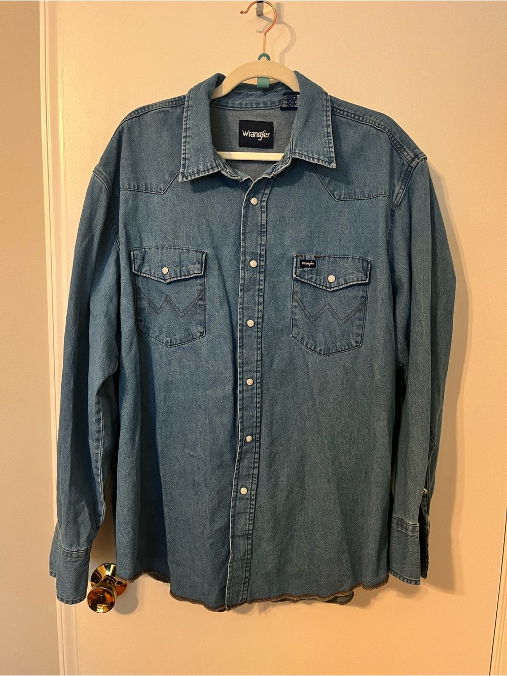 Wrangler Men's Western Light Blue Denim Button-Down Shirt